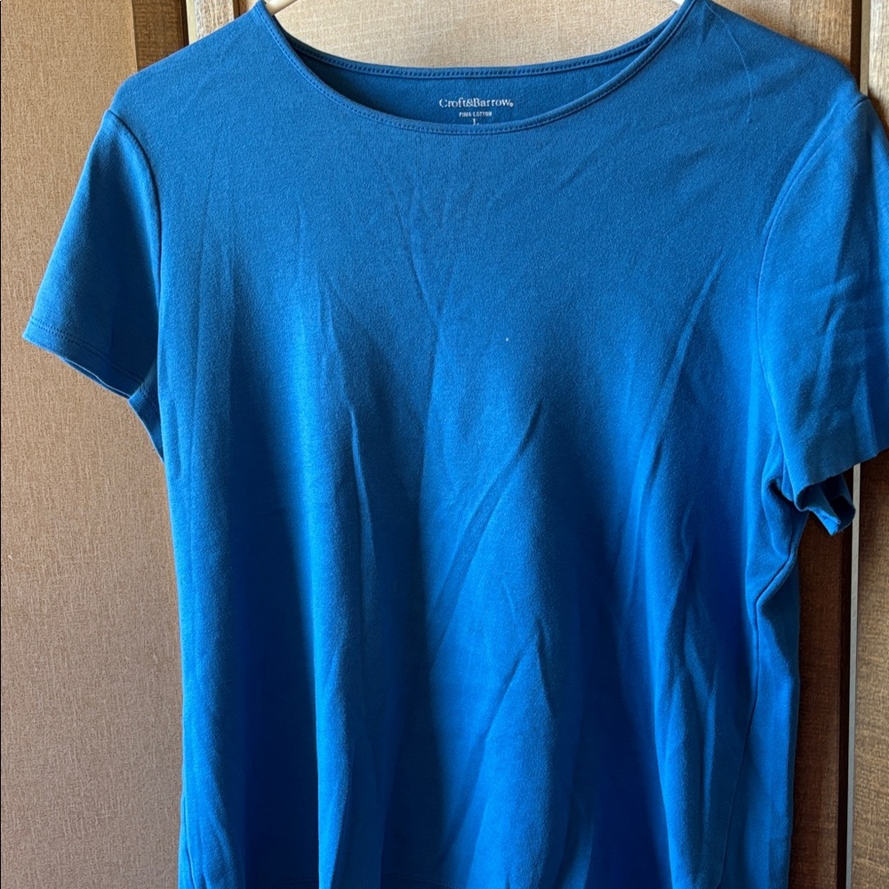 FINAL MARKDOWN Croft & Barrow Women's Vibrant Blue Short Sleeve Tee large